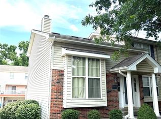 1729 Honeysuckle Dr, Saint Charles, MO 63303