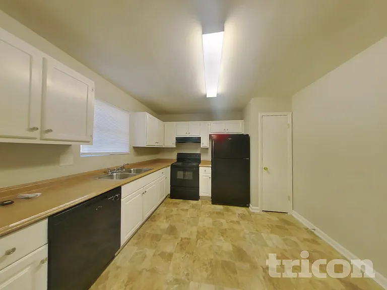 3087 Hope Ct — Photo 4
