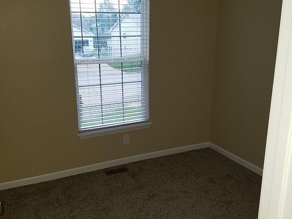 5th image of 5513 Oakville Heights Ct