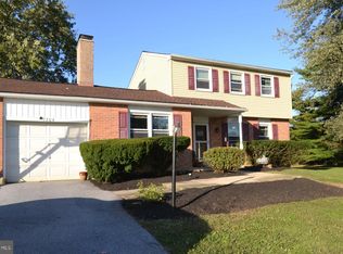 1204 Woodridge Rd, Coatesville, PA 19320