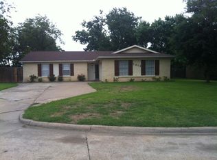 1414 Acapulco St, Grand Prairie, TX 75050