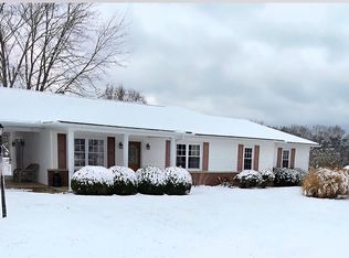 14102 State Route 279, Oak Hill, OH 45656