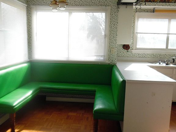 4th image of 801 Walnut Ave