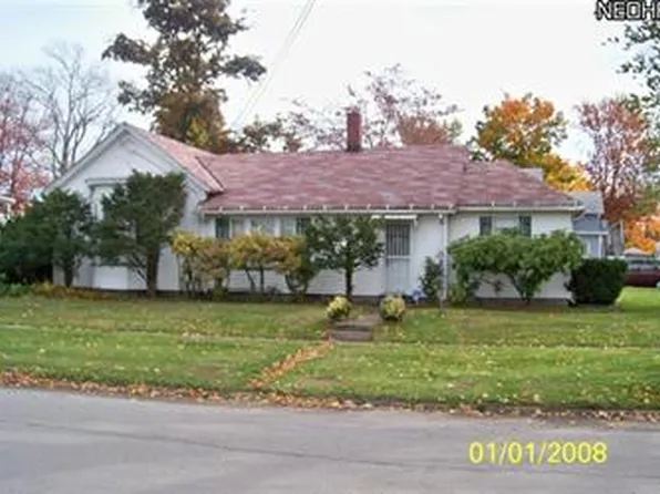 316 W 50th St, Ashtabula, OH 44004
