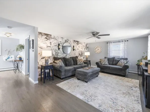 73 Bonnybank Terrace, South Portland, ME 04106