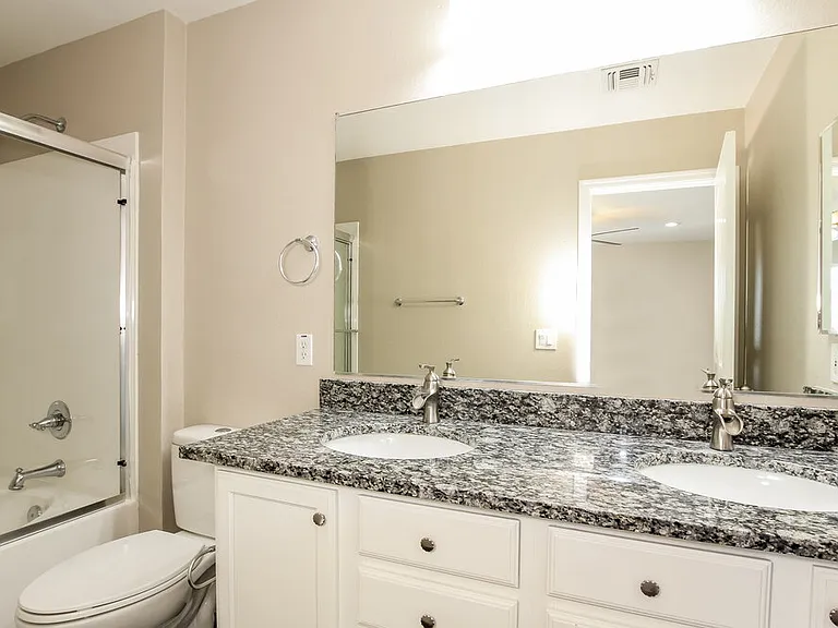 8264 W Purdue Ave — Photo 10