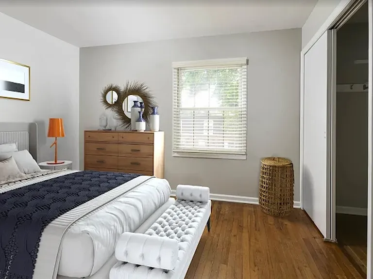 River Oaks Townhomes at Fox Chapel — Photo 8