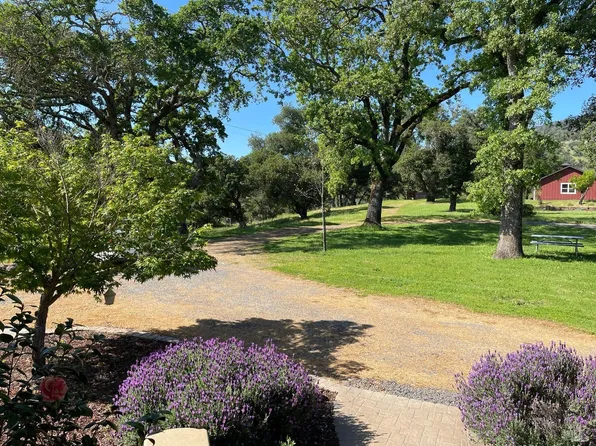 5017 Winter Creek Road, Santa Rosa, CA 95404