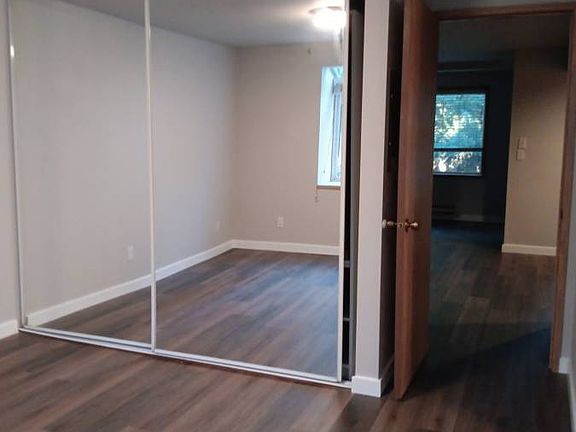 3rd image of 12715 NE 120th St APT C2