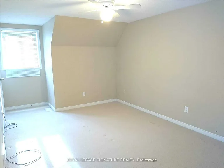 426 Downsview Pl — Photo 10