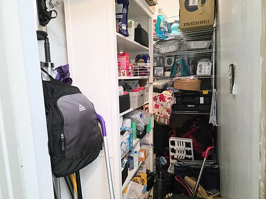 Rented by NYC REALTY GROUP 693 | media 24