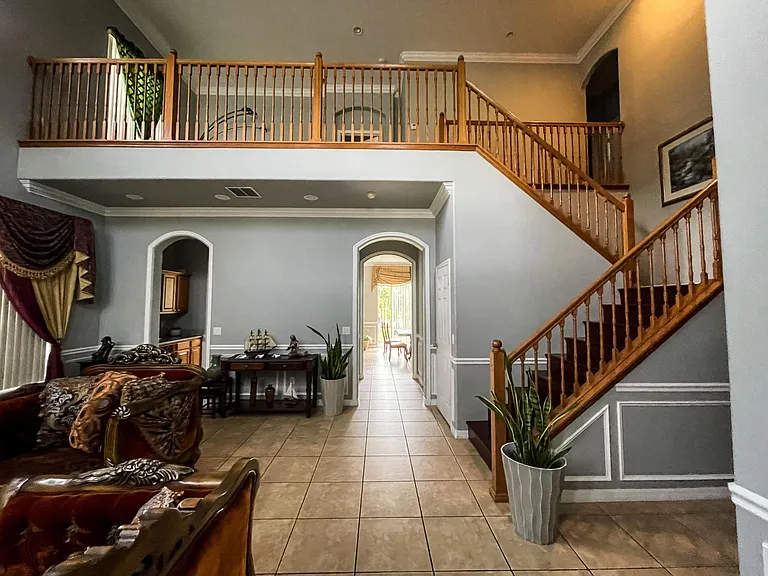 1114 Darnaby Way — Photo 3