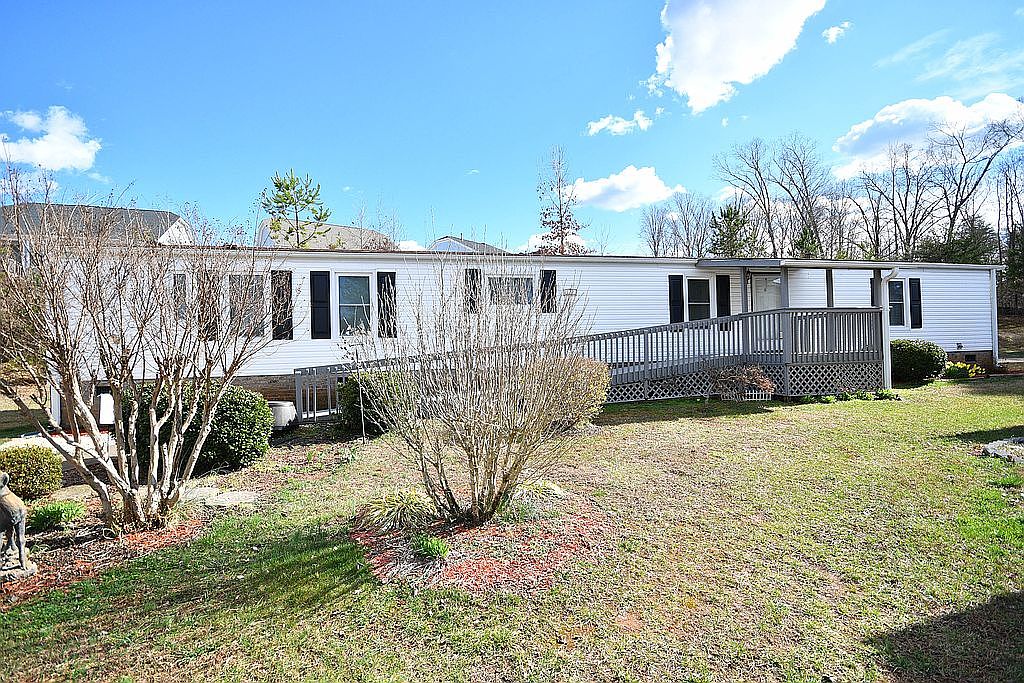 262 Pebble Springs Dr, Taylors, SC 29687 Zillow