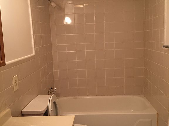 4th image of 2102 20th Ave S