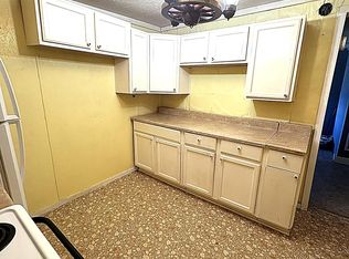 37 Turkey Ridge Rd, Wellington, KY 40387