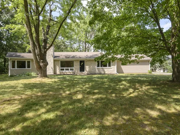 S38W31714 Wern WAY, Waukesha, WI 53189