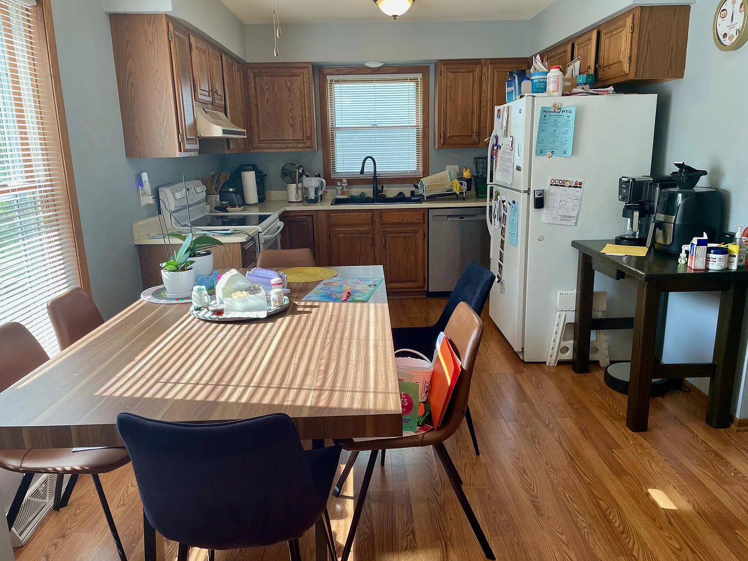 3 bed, 1.5 bath, 1450 sqft, $1,975 — Photo 4