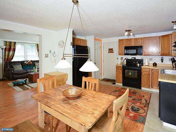 5th image of 346 Sherry Ln