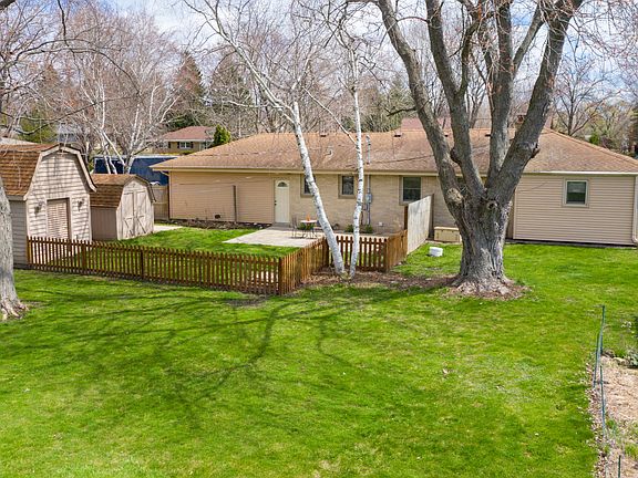 4th image of 5535 S Saint Marys Dr