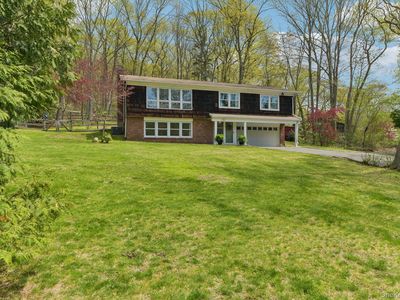 50 Stony Hollow Road, Centerport, NY, 11721