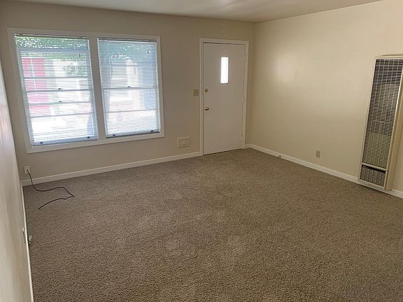 5th image of 482 Matadero Ave #482