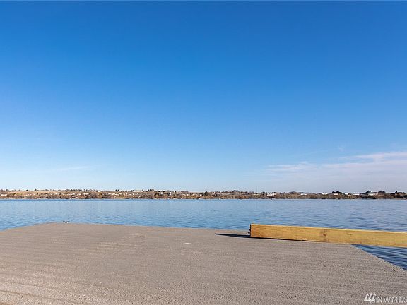 4th image of 6678 Road 5 NE