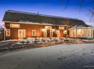 4801 Barreville Rd, Prairie Grove, IL 60012