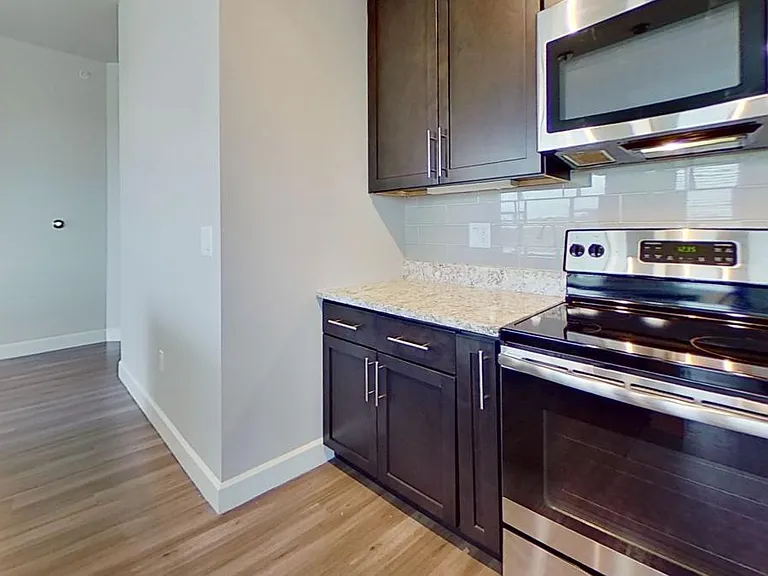 The Vue at Creve Coeur Apartments — Photo 124