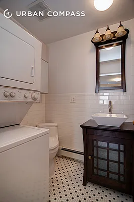 Rented by Compass | media 9