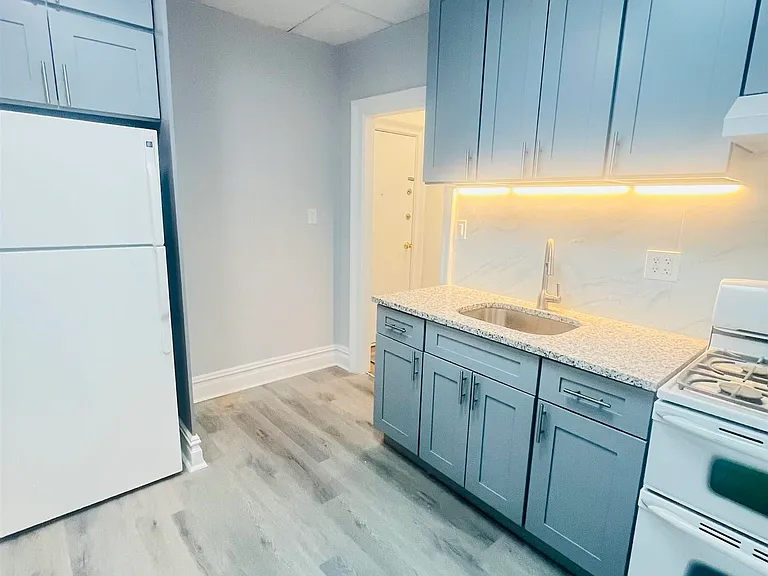 3718 Park Ave #C1 — Photo 3