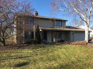 4295 S Victoria Cir, New Berlin, WI 53151