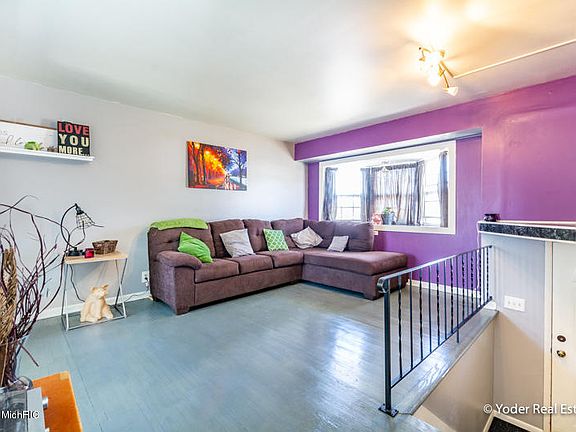 4th image of 311 Whippoorwill Ct