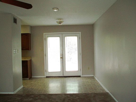 4th image of 130 Mimosa Pl APT I