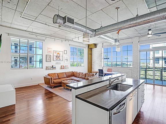 2nd image of 410 1st Ave #401