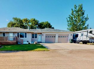 1200 Crestfield Ave, Bismarck, ND 58503