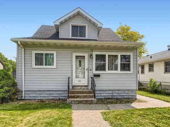 1102 Earl St, Saint Paul, MN 55106