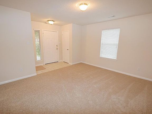 4th image of 20038 Silver Rock Dr