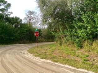 10590 N 81st St, Vero Beach, FL 32967