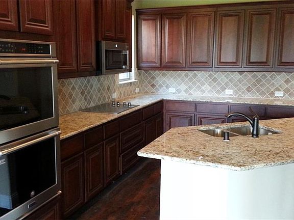 4th image of 3505 Sequoia Ln