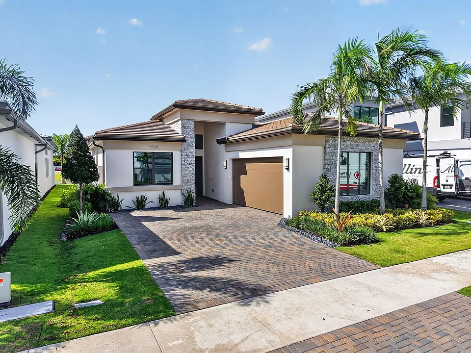9724 Juniper Bay Ave