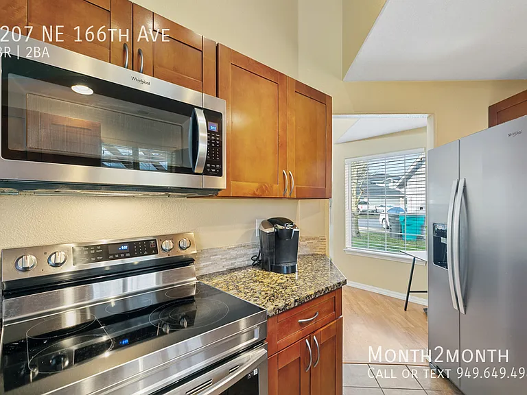 1207 NE 166th Ave — Photo 11