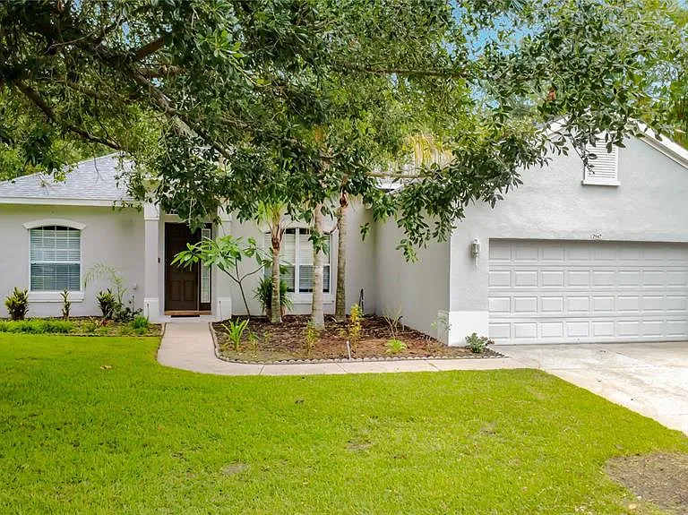 2947 Majestic Isle Dr — Photo 2