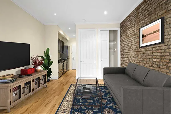 Rented by Cooper & Cooper Real Estate | media 14