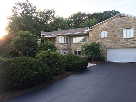 Rear Edgewood Road Entrance