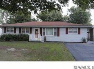 1722 Laurette Ln, Belleville, IL 62226