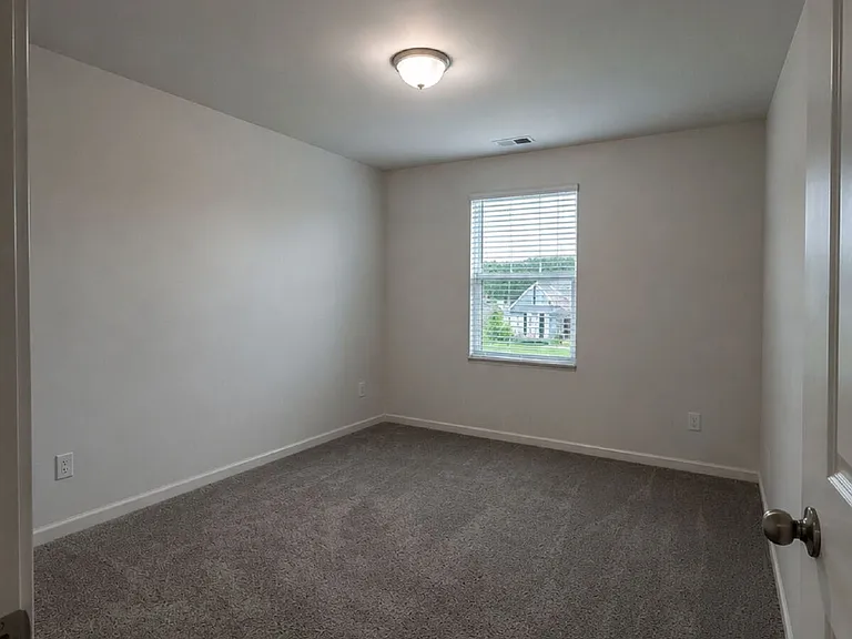 132 Verona Dr NW — Photo 26