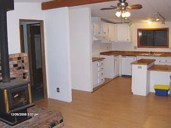 4th image of 2090 Briarwood Dr