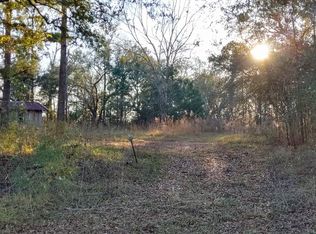 25 Sandy Smith Rd, Poplarville, MS 39470