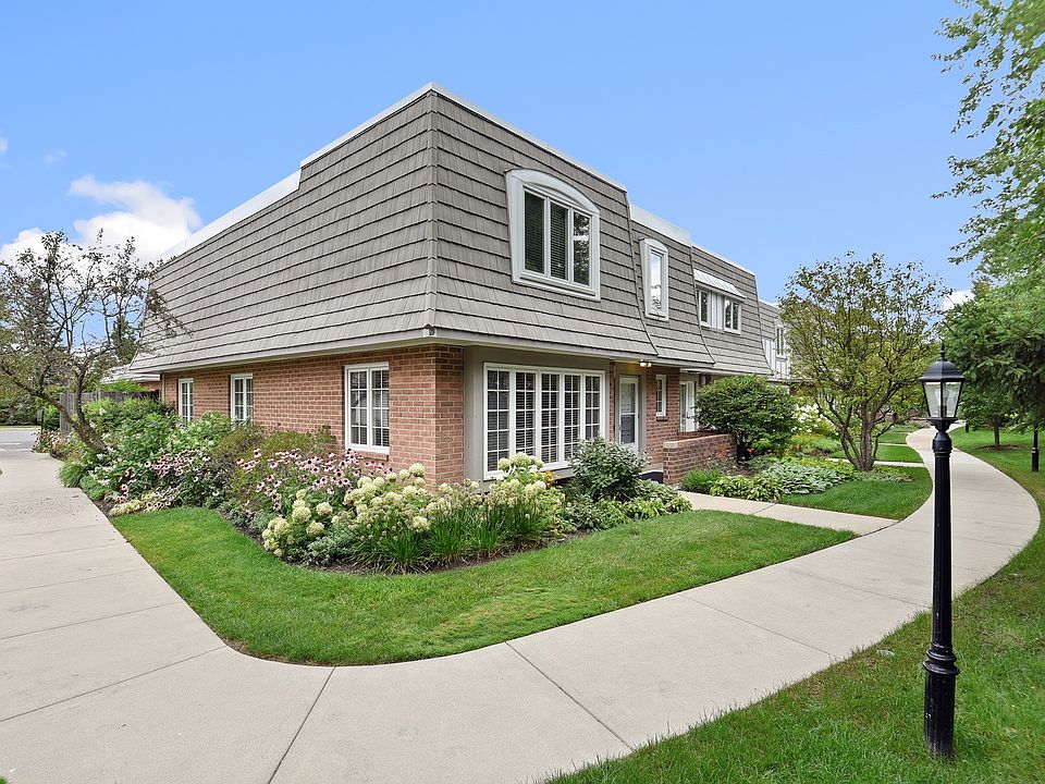 1st image of 1459 Calais Cir