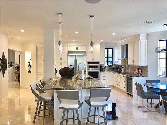 4th image of 2610 Center Court Dr